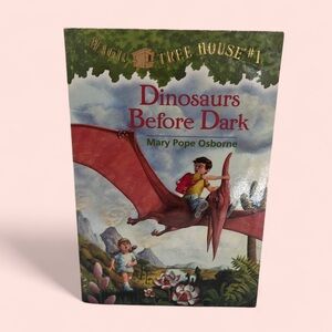 The Magic Tree House Mary Pope Osborne Dinosaurs Before Dark Kids Book Series